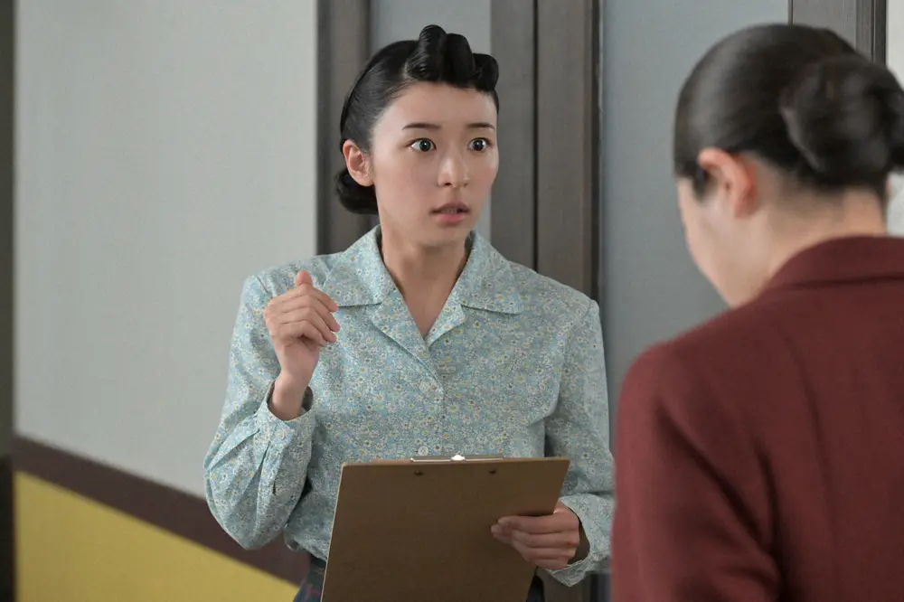 【画像・写真】【明日7日のあんぱん】第71話　嵩、高知新報採用は？のぶ、急に思い立って資料室へ！古新聞の中から…