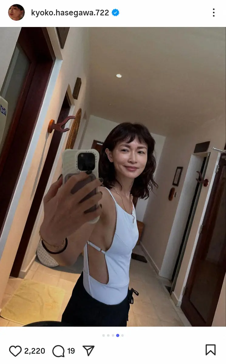 長谷川京子46歳 モルディブで妖艶水着ショット披露にファンため息