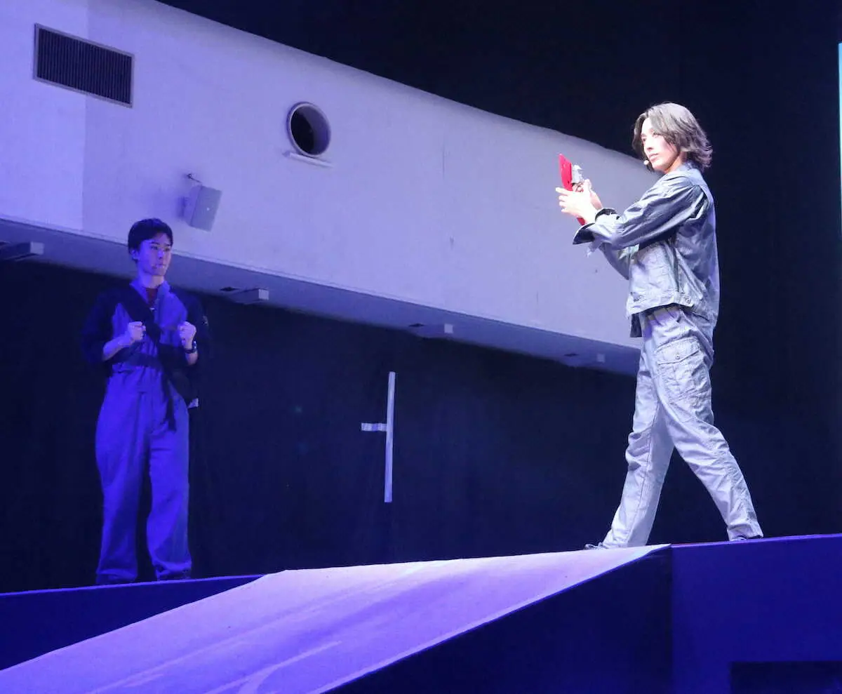 【画像・写真】近藤頌利　絵心は「まあまあ」も…吉田晴登からダメ出し「からっきしです」　ウルトラヒーローズ19日開幕