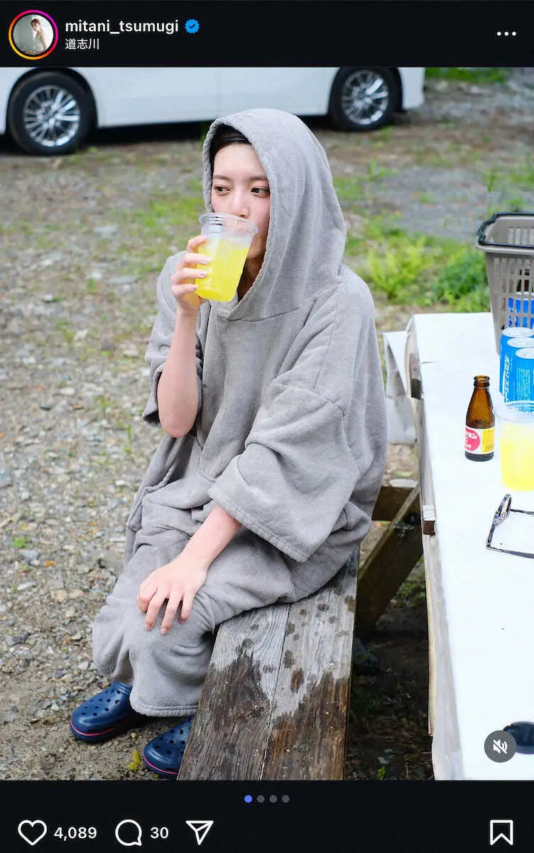 【画像・写真】テレ朝・三谷紬アナ「気持ちよく整えました」　川沿いでのサウナフード姿Sに「可愛い」「癒やされる」の声