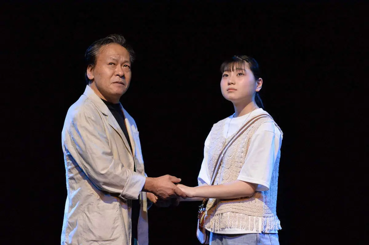 【画像・写真】劇場へGO「星降る街に住む君へ」（21日まで、大阪・近鉄アート館）