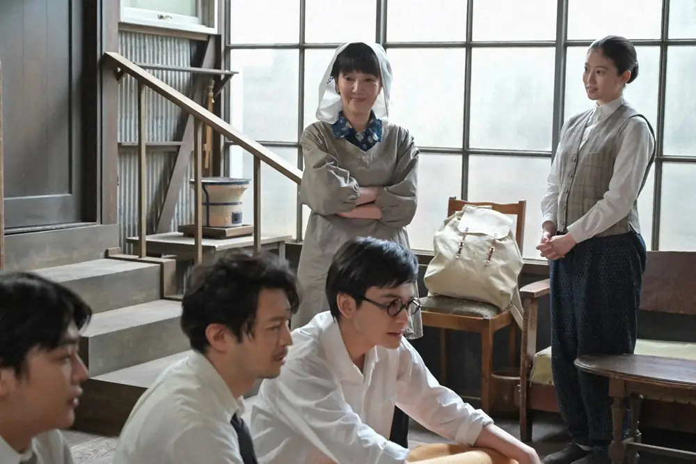 【画像・写真】「あんぱん」戸田恵子“やなせたかし氏似”嵩・北村匠海を絶賛「先生も俺もいい男に…天国で驚いて（笑）」