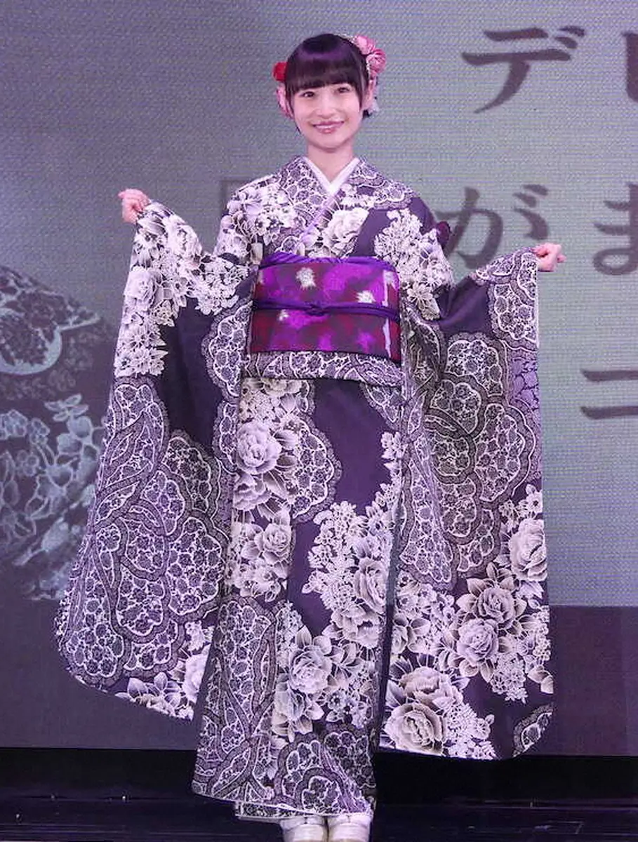 【画像・写真】望月琉叶　提供の新曲「わがまま」は「小室さんの演歌」　単独公演で16曲披露