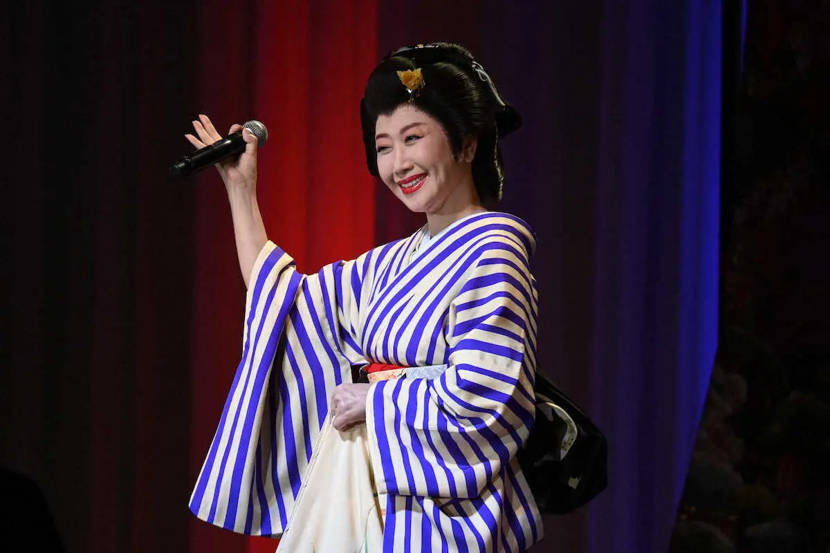 【画像・写真】伍代夏子のパーティーに大物女優の姿　誕生日で会場から大きな拍手も　なつこ（7・25）の日、大盛況