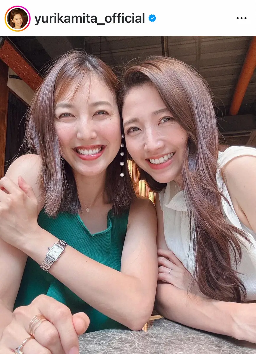 【画像・写真】三田友梨佳アナ　「変わらず慕ってくれる」仲良しな後輩アナとの顔寄せショット「姉妹のよう」「いい関係」