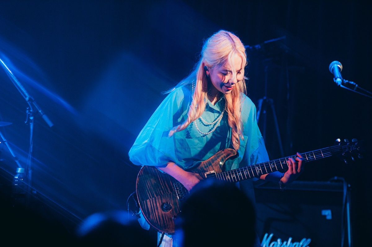 【画像・写真5枚目】疾走ロックから“風の音色”へ──ラストランプyu-miが語る「白夏」制作秘話