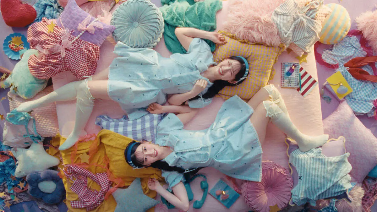 【画像・写真】「超ときめき宣伝部」坂井仁香＆菅田愛貴が双子コーデ　スマホアプリ「ポケコロツイン」新CM出演