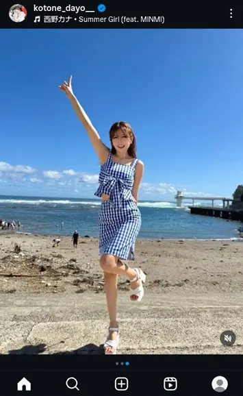 【画像・写真】“デカ盛り№1レースクイーン”水瀬琴音　白青ギンガム・セットアップ姿披露に「夏満喫だねー」「素敵」