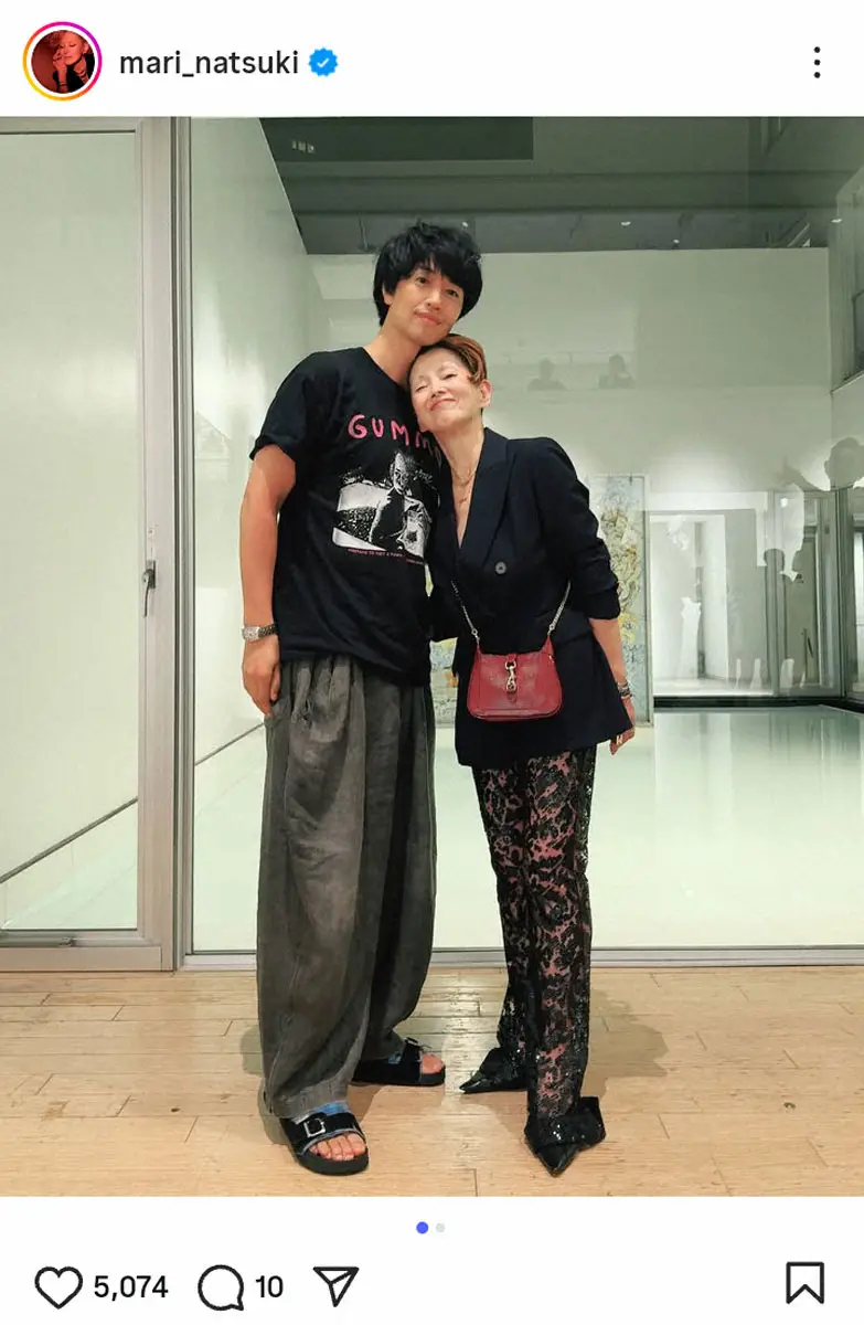 【画像・写真】夏木マリ「ナイスガイ」人気俳優と密着2ショに反響「最高です」「うらやましいな～」「背が高い」の声