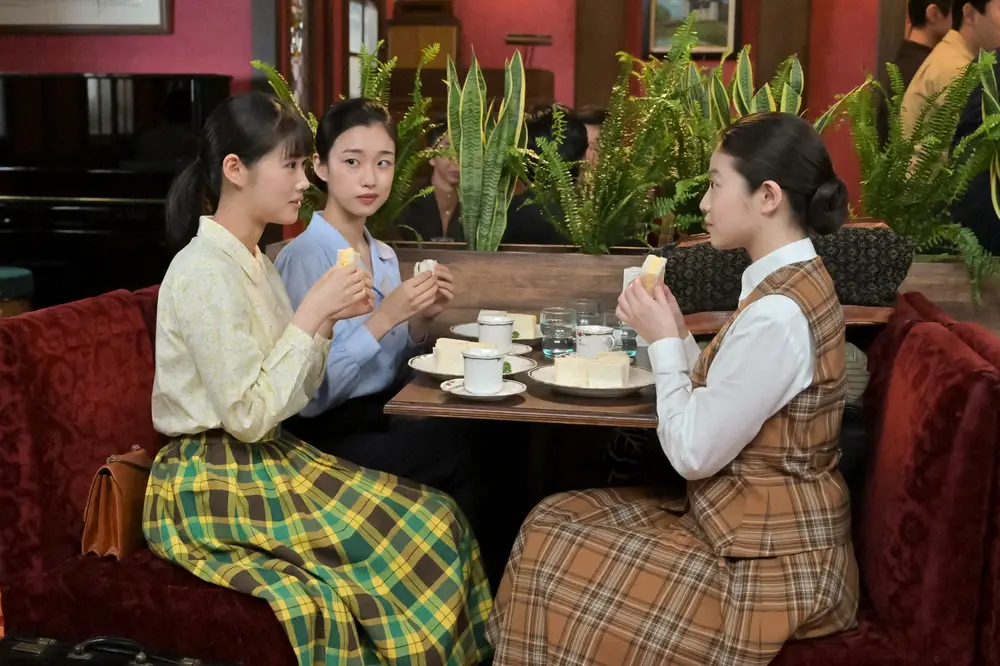 【画像・写真】【明日5日のあんぱん】第92話　ついに再会？蘭子＆メイコも東京に引っ越し！嵩は健太郎を連れて現れ…