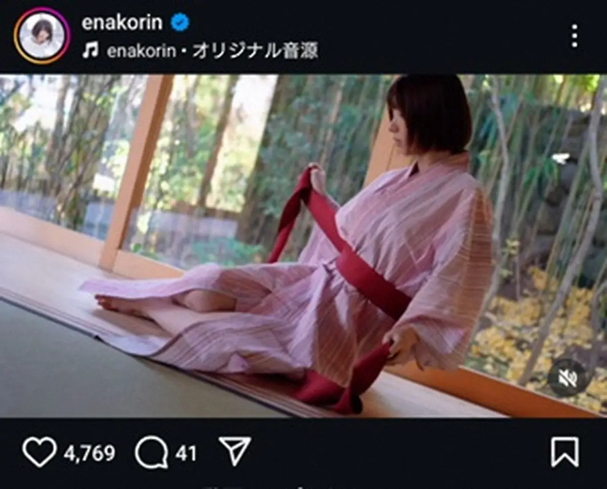 【画像・写真】えなこ　“ちょんまげ”姿披露に「夏の朝って感じ」「ちょんちょん触りたくなっちゃう」「ステキ」