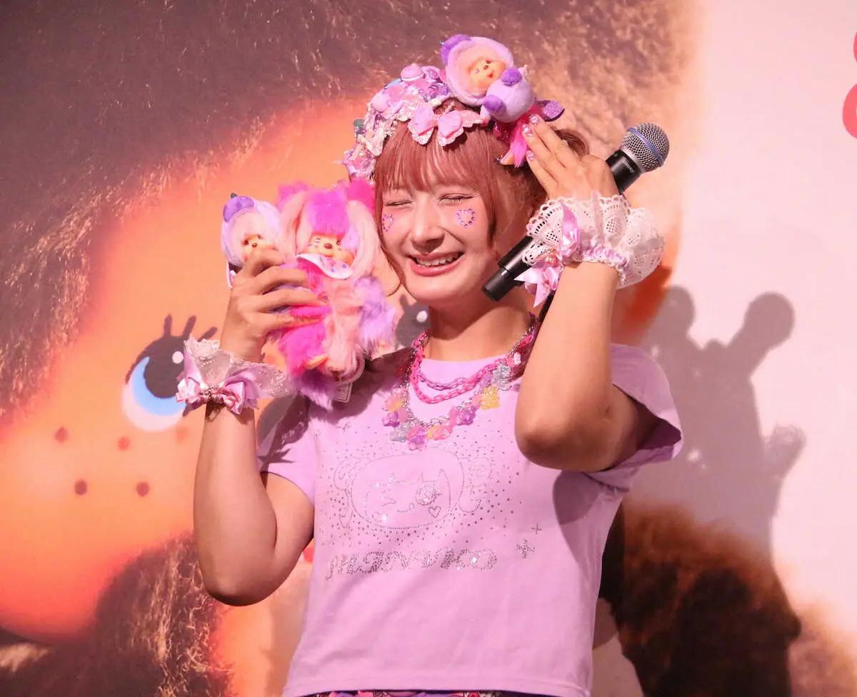 【画像・写真】しなこ　モンチッチ愛を語る　お気に入りは泣き顔　最近泣いたことは…　誕生50年記念展覧会