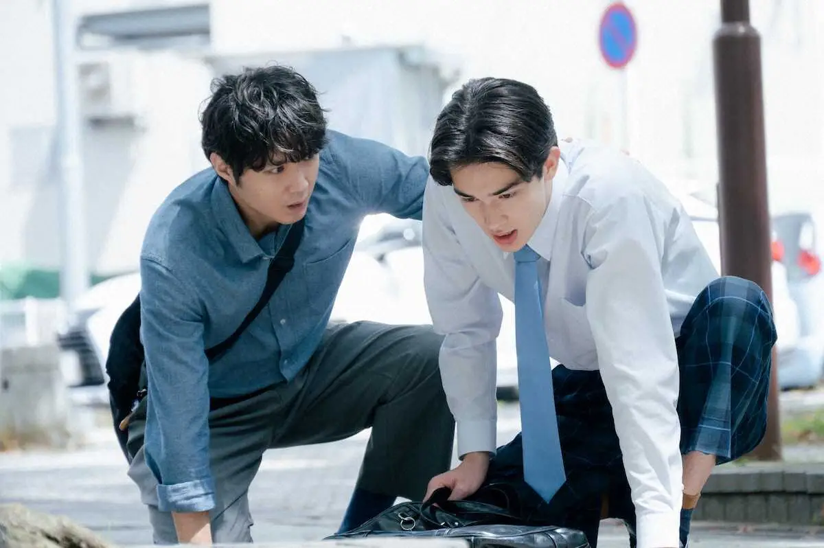 【画像・写真】主演の磯村勇斗（左）とのシーンで迫真の演技を見せた栄莉弥