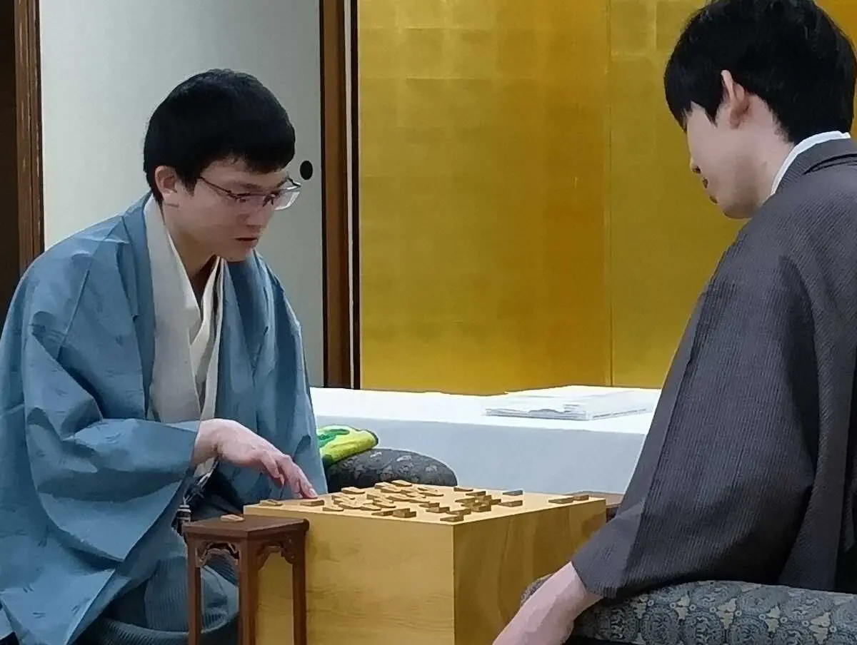 【画像・写真】永瀬九段　3度、4タテを阻止　「次局につなげられた」　藤井王位との第4局