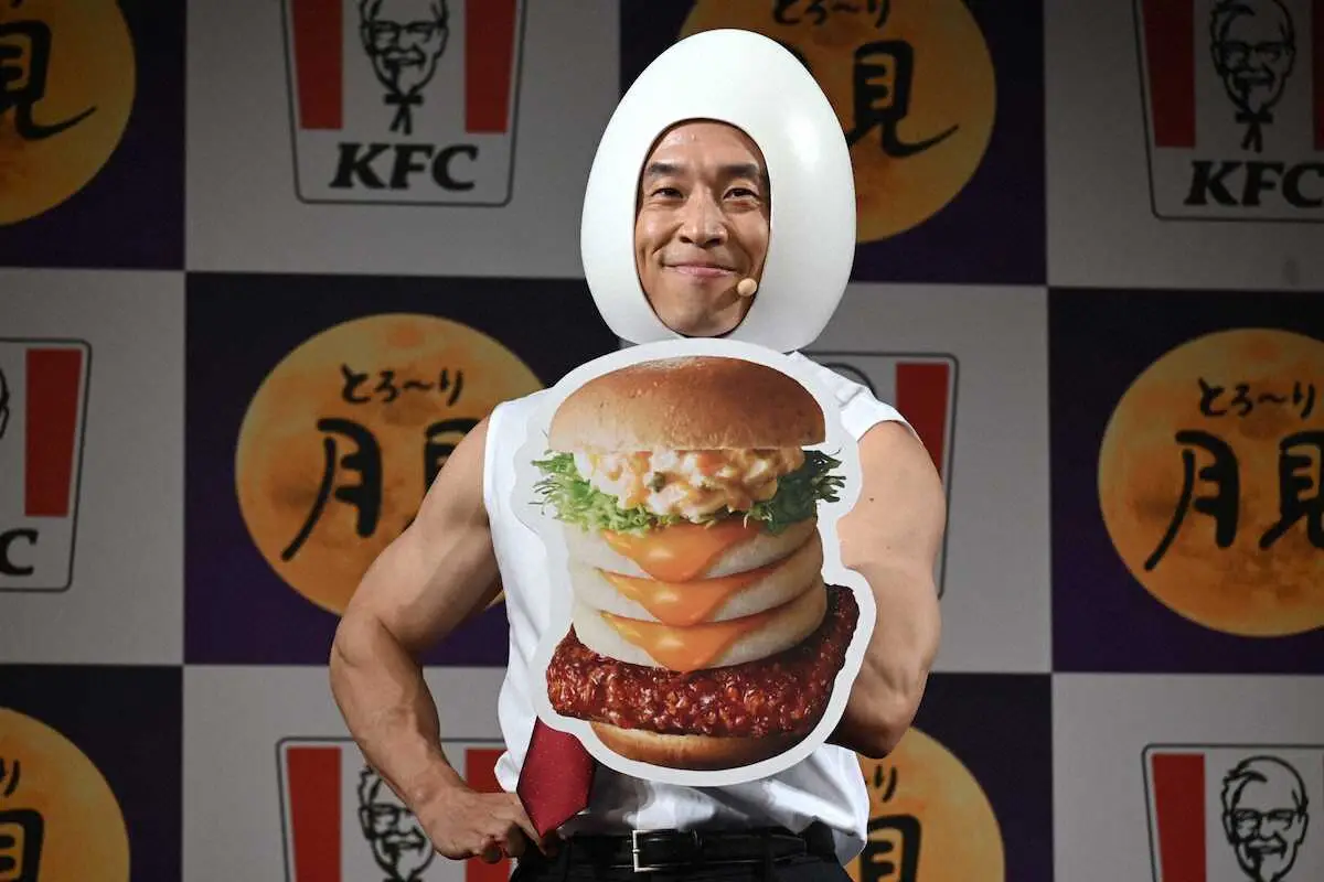 【画像・写真】発表会に登場したなかやまきんに君