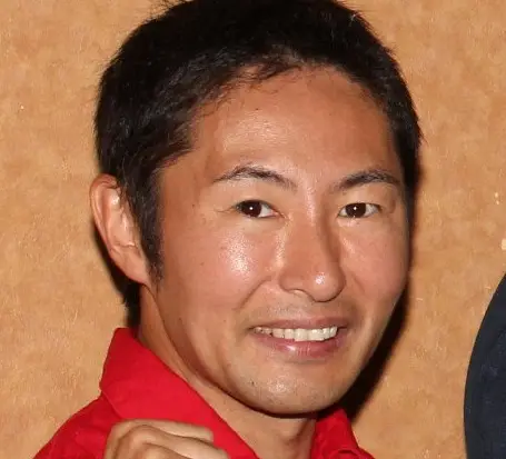 【画像・写真】なべやかん、タレントが政治発言をするな！の声に反論「フェアーじゃないよね」