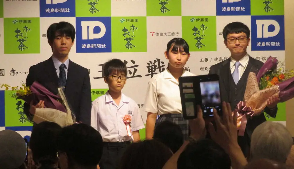 【画像・写真】藤井王位　過去4戦全勝の渭水苑対局「ファンとの集い」出席「熱戦にしたい」