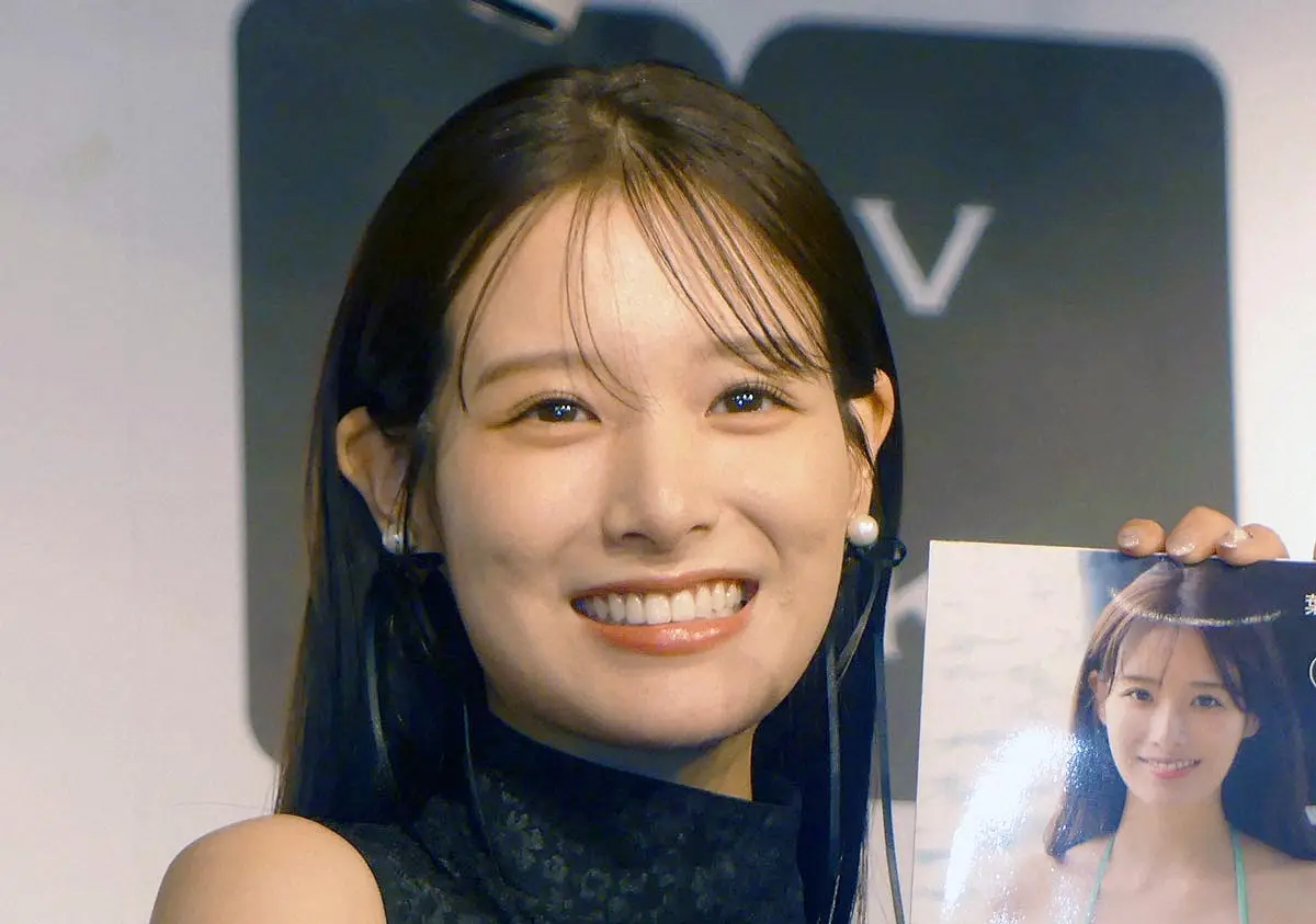 【画像・写真】ミスマガ女王・葉月くれあ　初写真集見どころは“表情”「自分の中の表情全部撮った」