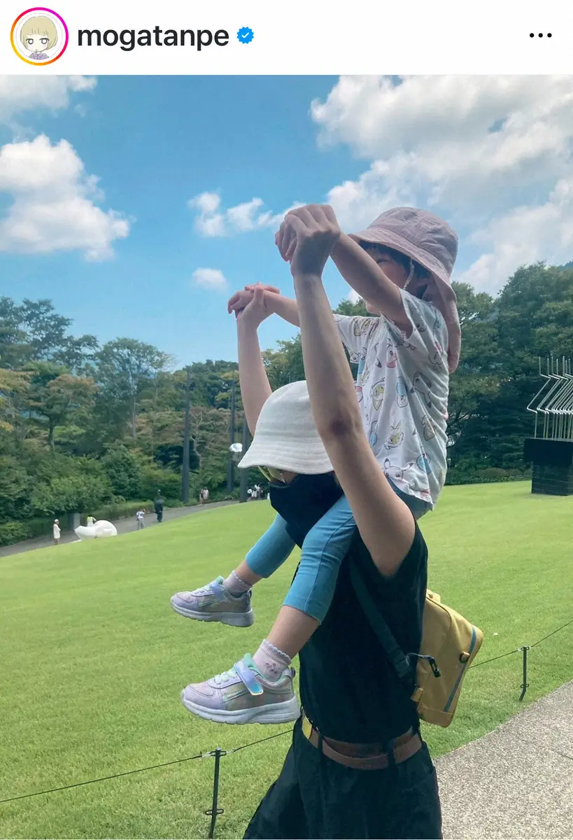 【画像・写真】シンママ・最上もが　「日焼けしたくなくて忍者」4歳・愛娘肩車姿披露「ママだけど、パパでもある」