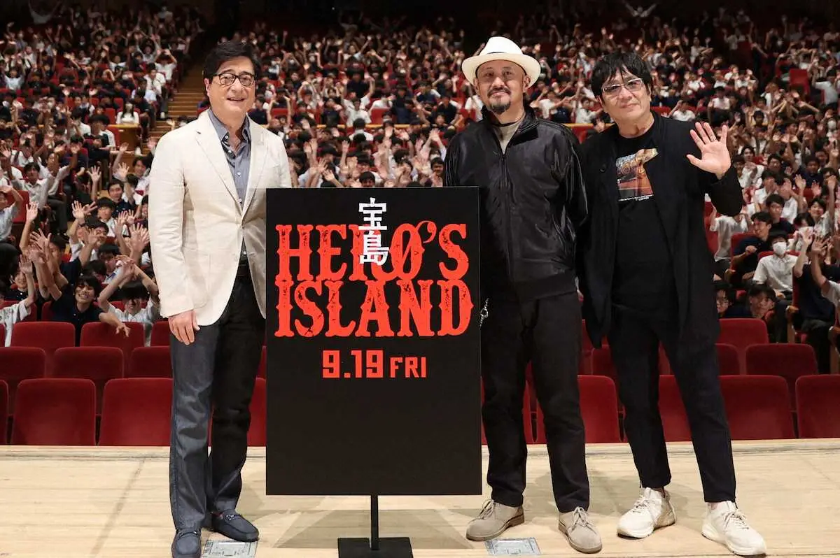【画像・写真】妻夫木聡　主演映画「宝島」上映会で中高生1600人にメッセージ「一人一人の思いが希望ある未来を作る」