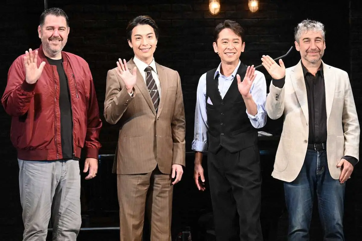 【画像・写真】坂本昌行が舞台「MURDER　for　Two」の公開稽古　海宝直人と3年半ぶりのタッグ