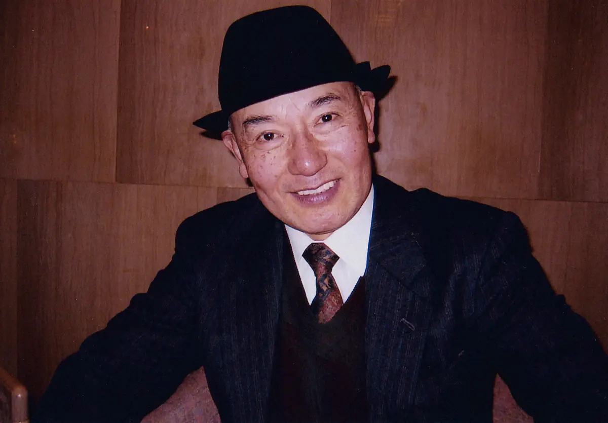 【画像・写真】栗塚旭さん（2004年撮影）