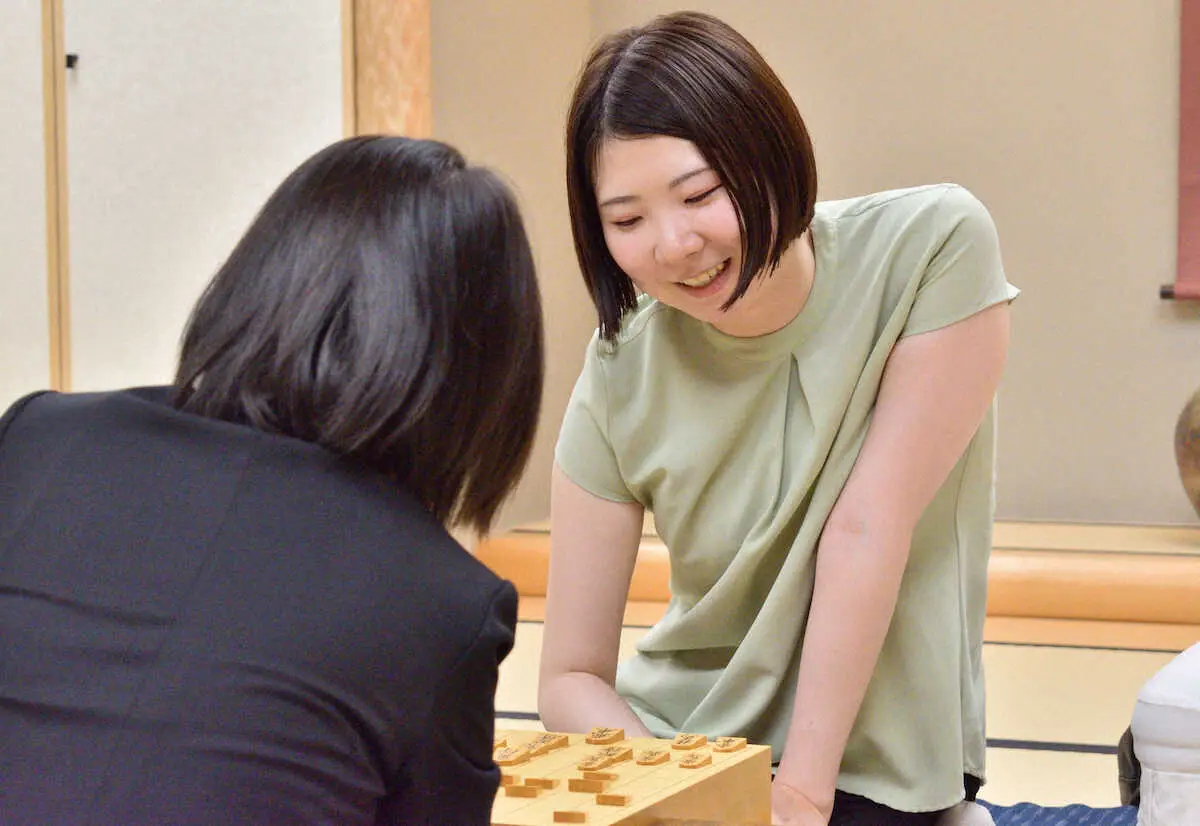 【画像・写真】西山女流2冠　挑戦する福間女流王座と会見　前期のリベンジマッチに「勝ちに行けたら」