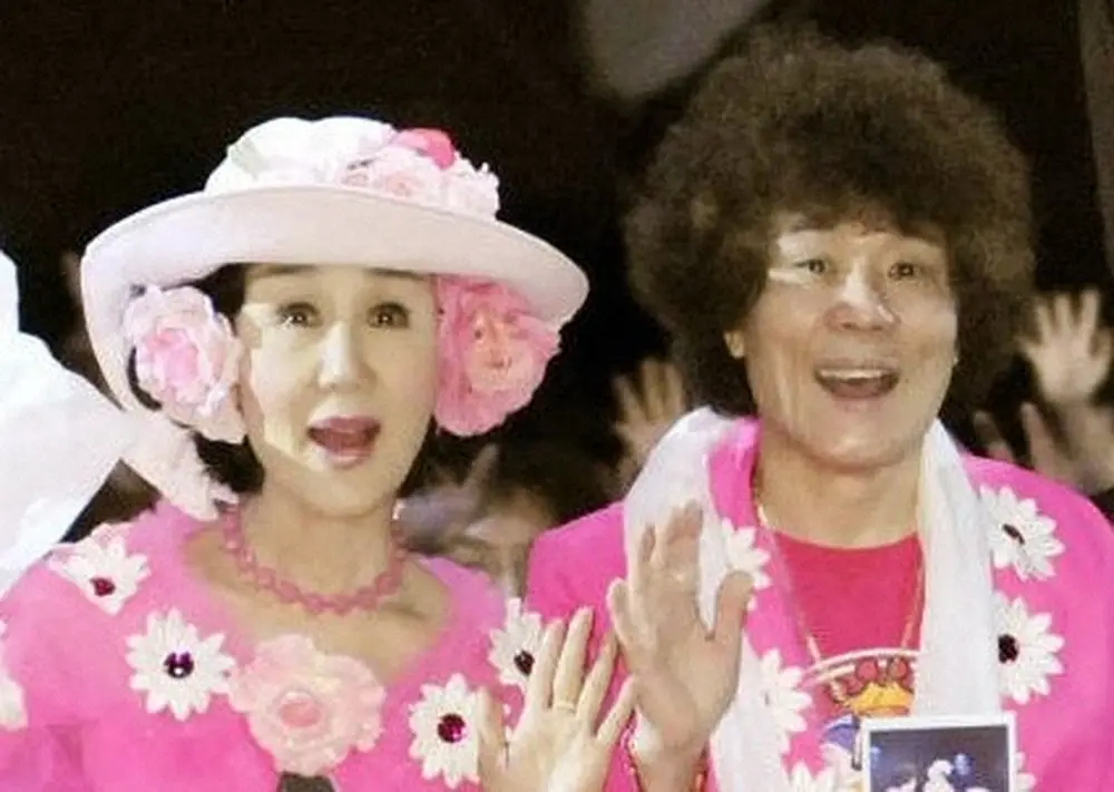 【画像・写真】林家ペー、林家パー子夫妻自宅で火事　パー子搬送　ポンプ車29台が出動