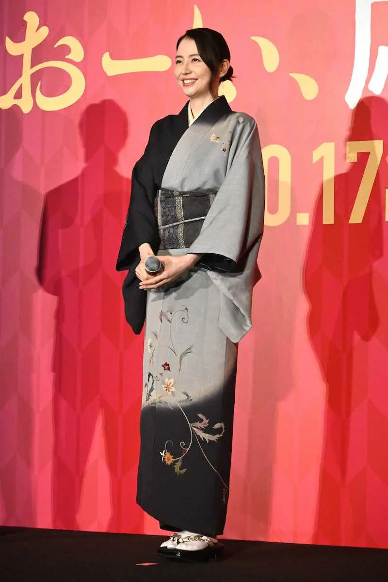 【画像・写真】長澤まさみ　「私の人生に焼き付いている」初の現代劇主演　役の気持ちのまま着物を着て登場
