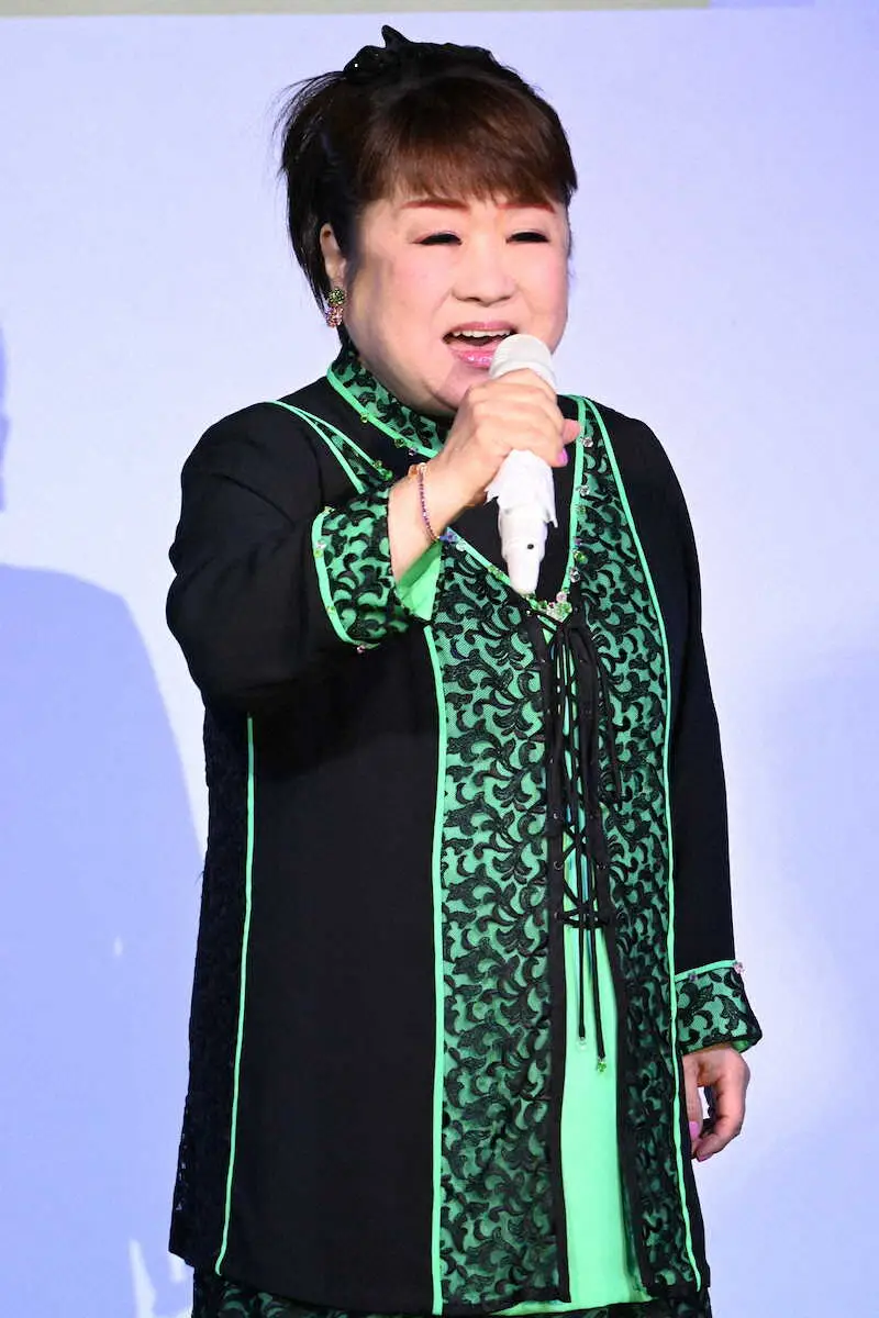 【画像・写真】天童よしみ　カラオケ大会開催　応募者の歌声に感激「カラオケ大会は私の原点。来年もやります」