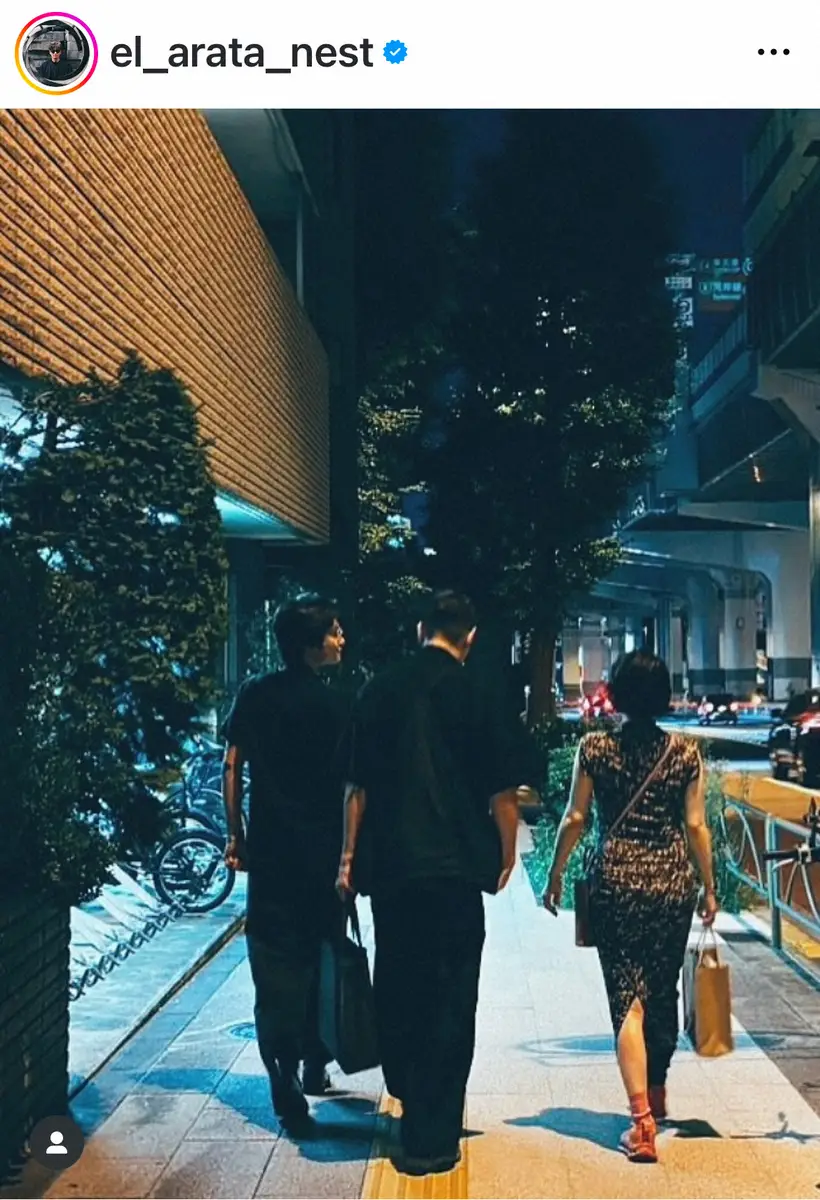 【画像・写真】井浦新　「今も仲良く元気に」人気ドラマ“その後の姿”公開に「最高」「胸熱」「素敵な関係」の声