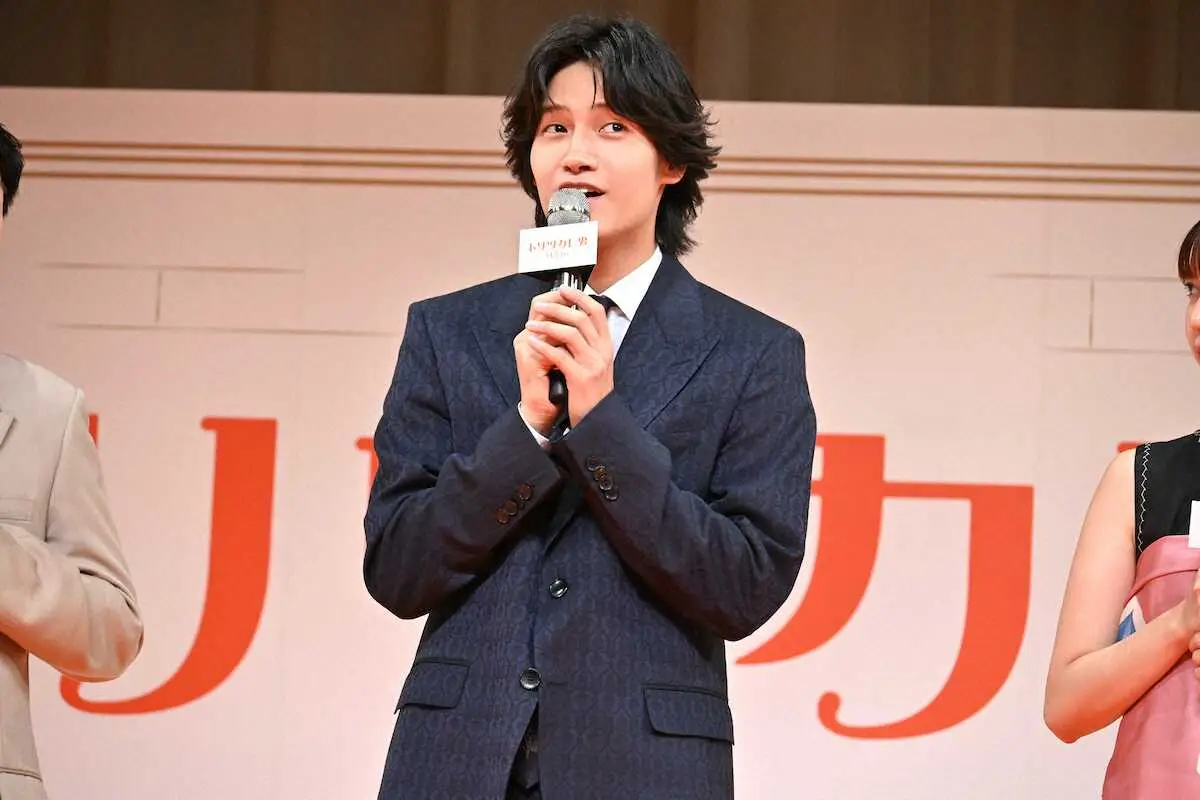 【画像・写真】Aぇ！group佐野晶哉「日本中から愛される作品の第一歩に登壇できて本当に幸せ」　プレミア上映会