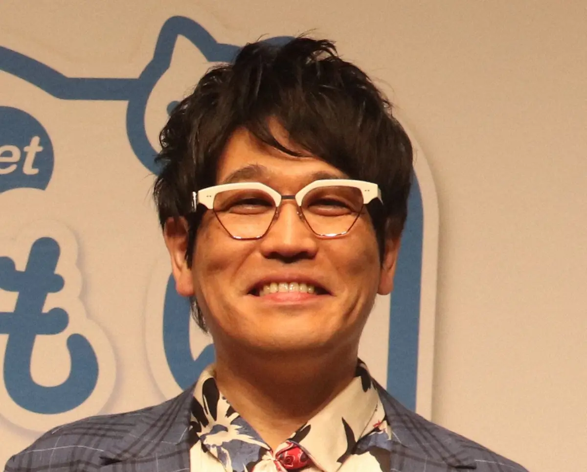 【画像・写真】古坂大魔王　PPAP大ヒットのピコ太郎ギャラは？白縁めがねも「高いめがね」