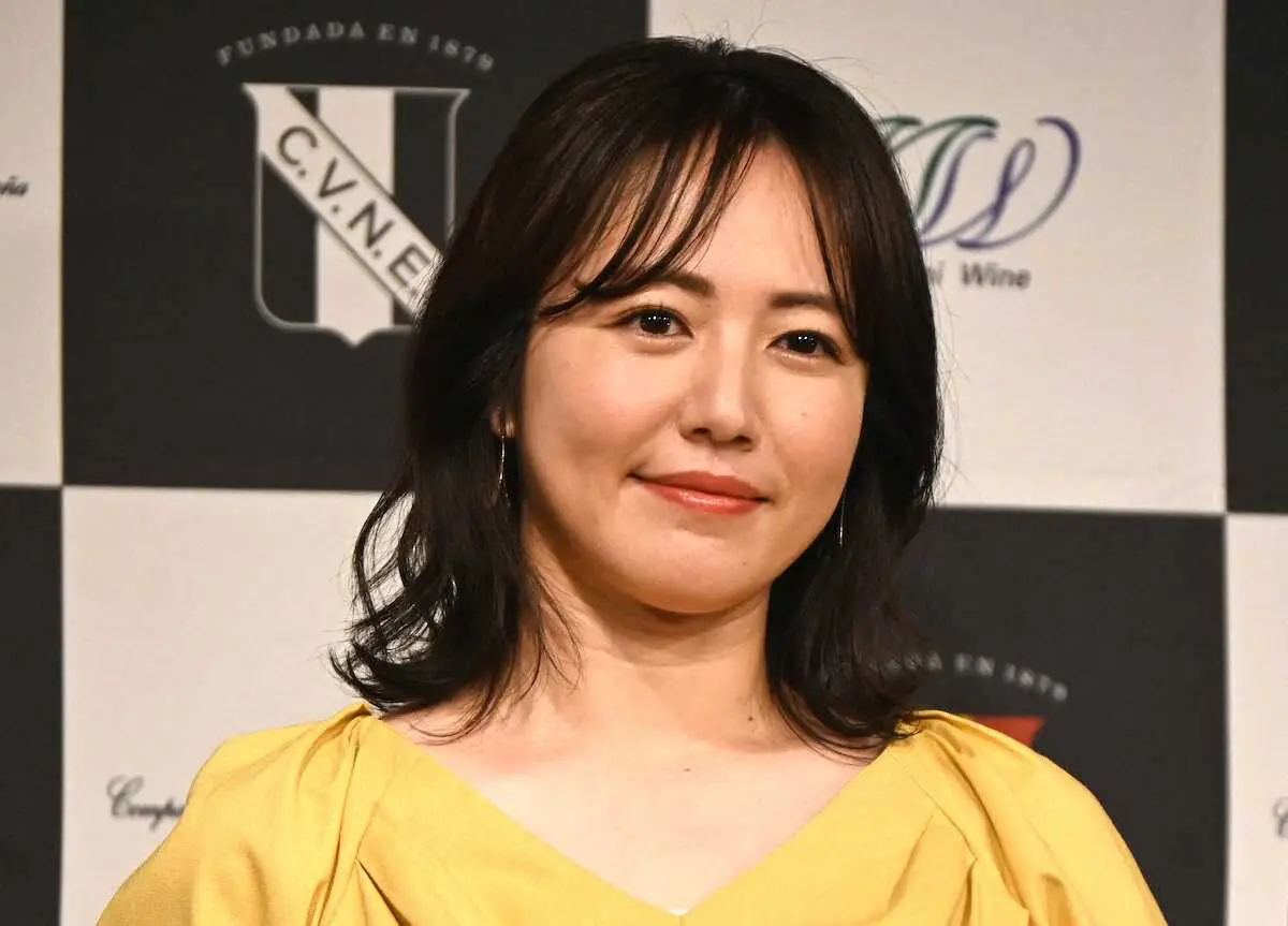 【画像・写真】磯山さやか　初グラビア撮影の苦い思い出「七五三とかの撮影…アレをずっとやられてました」