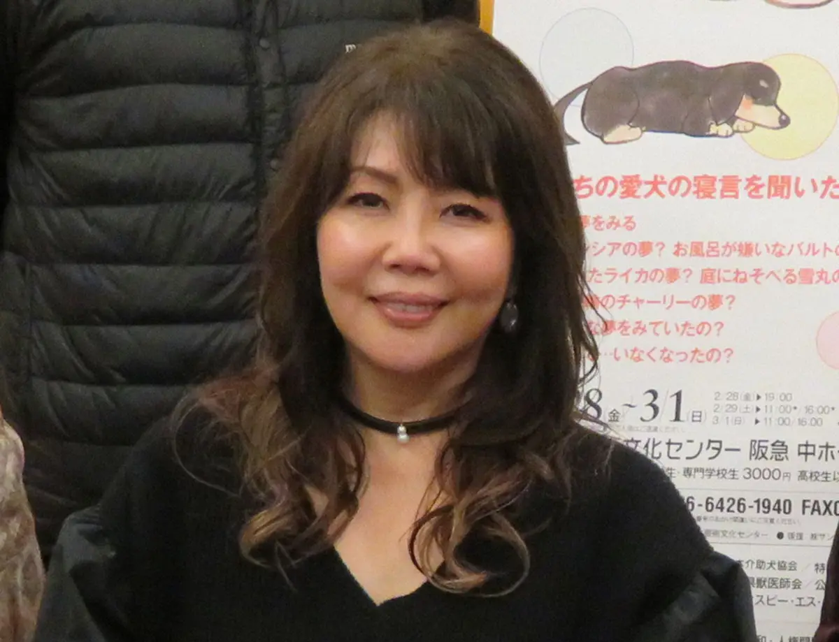 【画像・写真】小川菜摘　夫・浜田雅功との36回目の結婚記念日報告　人気タレントや後輩芸人に囲まれ「楽しい宴に」