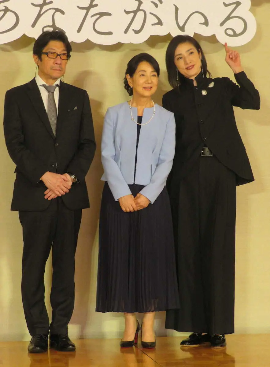 【画像・写真】吉永小百合、主演映画で初めてピアス開ける　“日米同盟”なみの絆・天海祐希と次回は「詐欺師か泥棒役で」