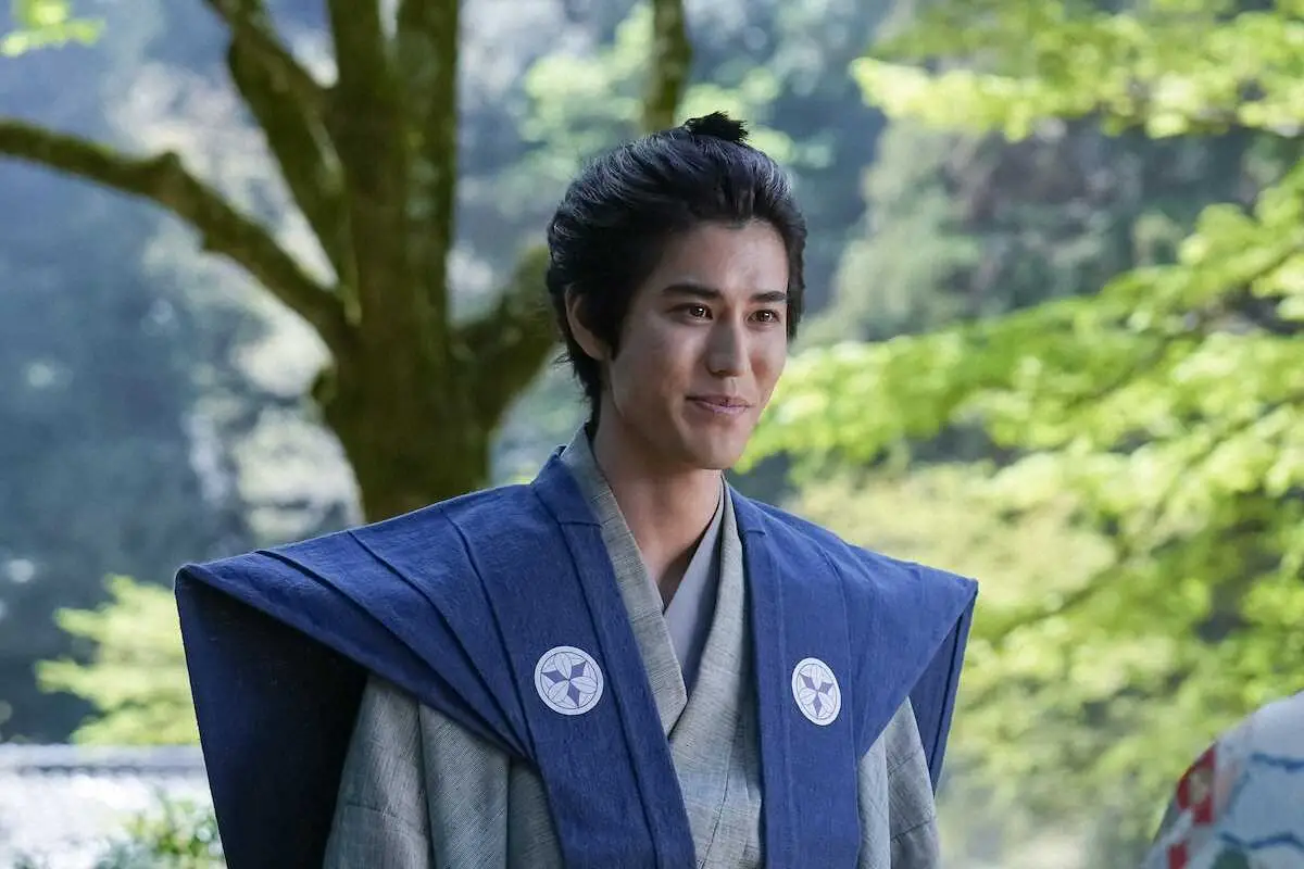 【画像・写真】寛一郎　祖父と父に似ている表情筋の動かし方　祖父の十三回忌に感じた“俳優一家の遺伝子”