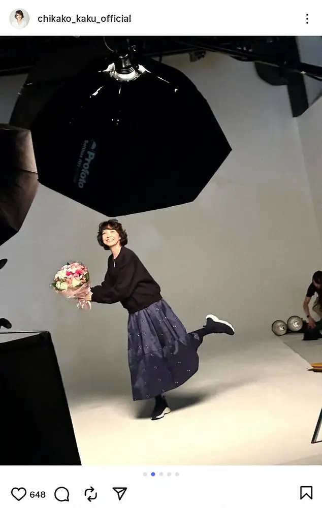 【画像・写真】賀来千香子　おちゃめなオフショで64歳の誕生日を報告「温かい皆さんの笑顔に包まれるような現場を…」