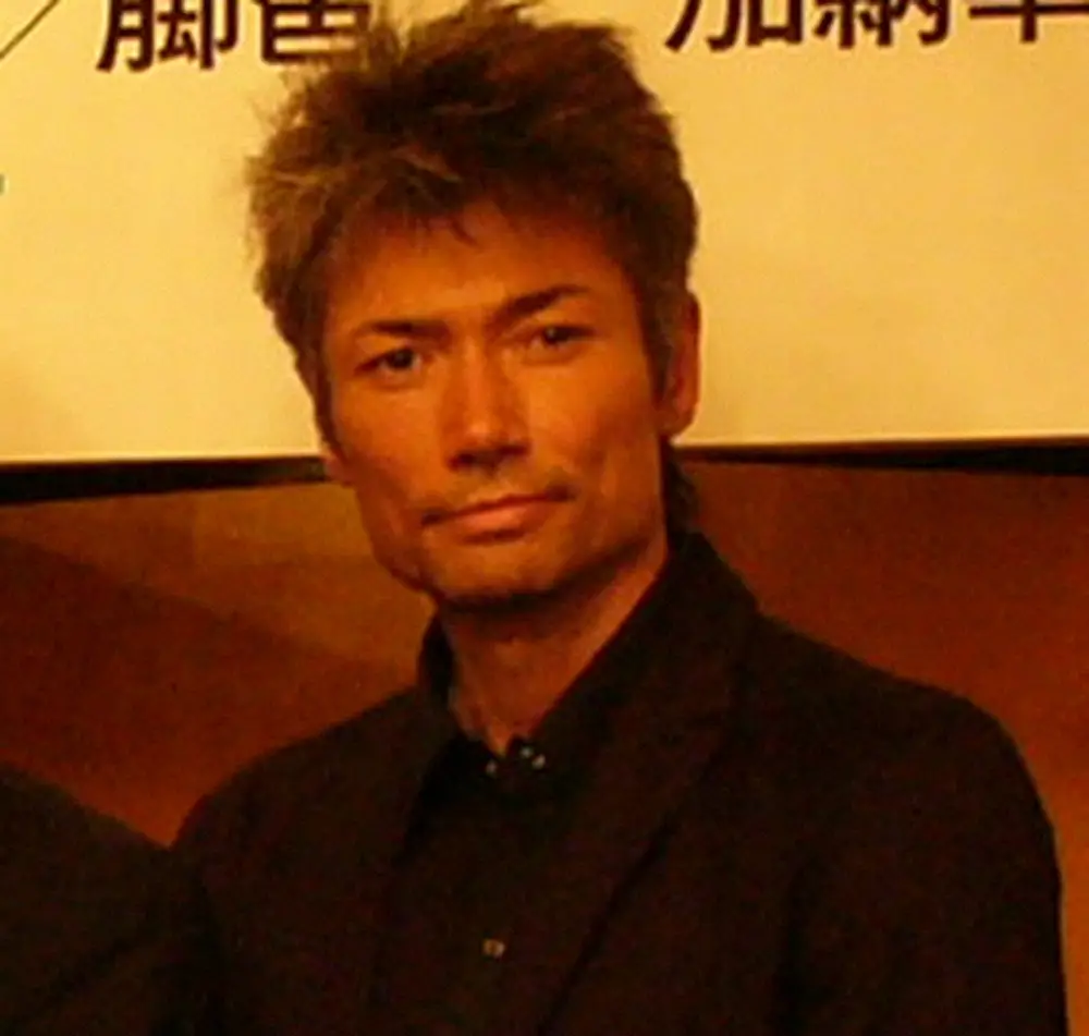 【画像・写真】マイケル富岡「その時はJAL、JAL、ANA…」“驚異のモテ伝説”に、かまいたち仰天「管制塔の動き」