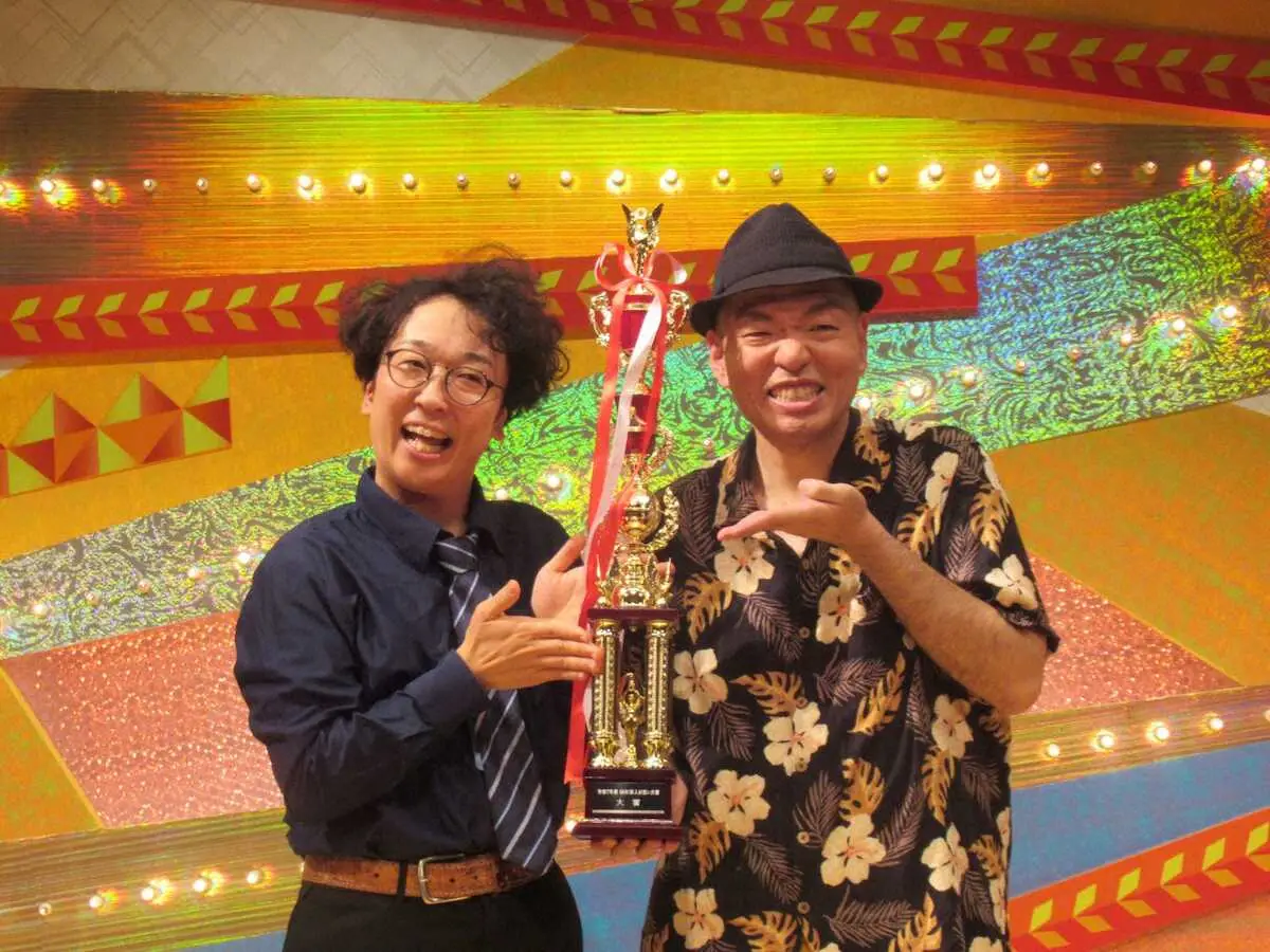 【画像・写真】NHKお笑い新人大賞　マイスイートメモリーズが優勝　花谷豊「やっと親孝行ができる」