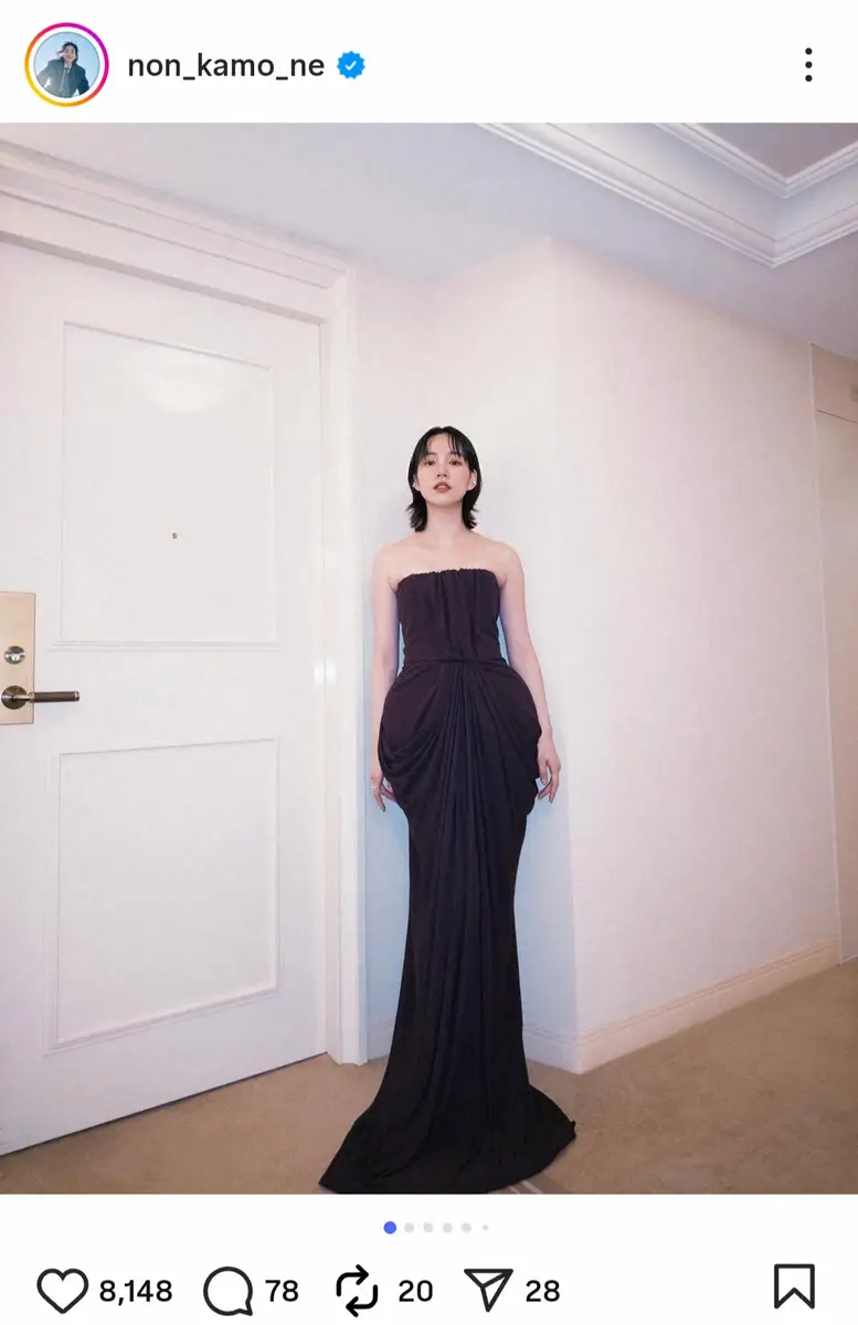 【画像・写真】のん　美デコルテ際立つ“マーメードドレスアップ姿”披露にファンくぎ付け「マジで綺麗」「人魚みたい」