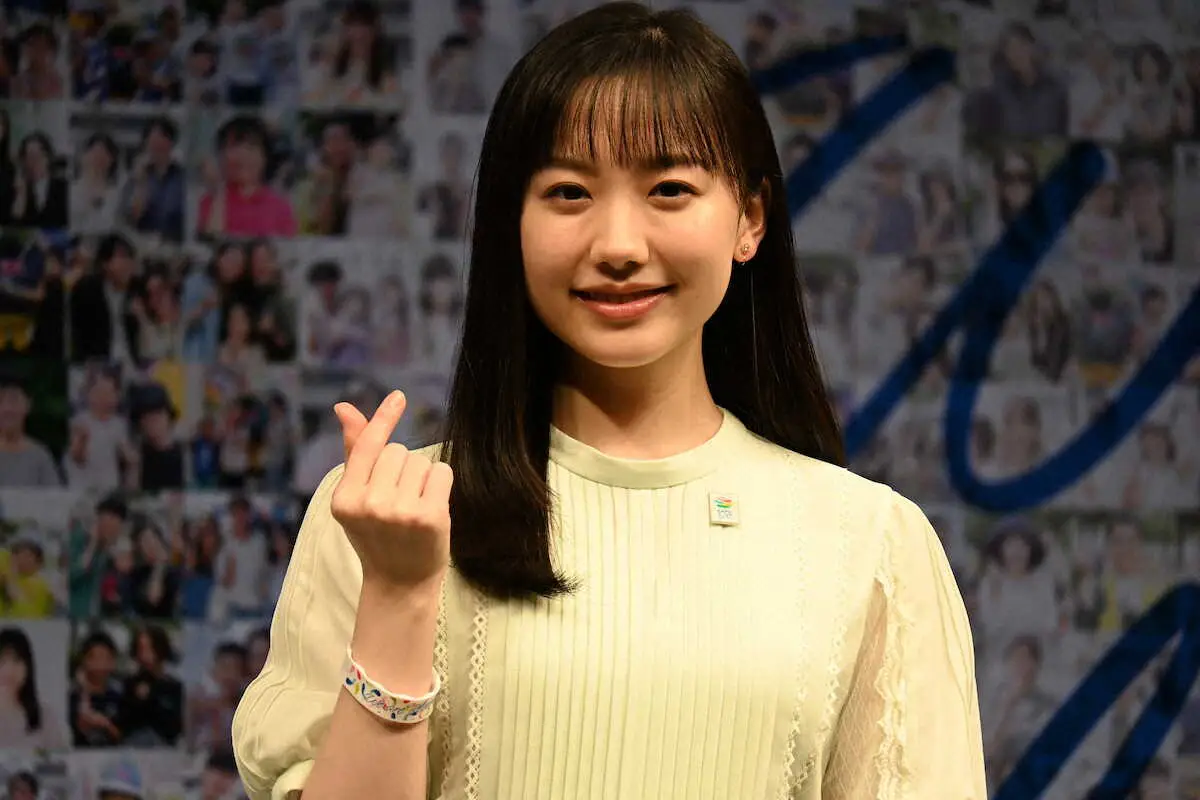 【画像・写真】芦田愛菜　まんまるキャラクターに「かわいいー」ニッコリ　植物の重要性訴え「私たちの幸せを作る…」