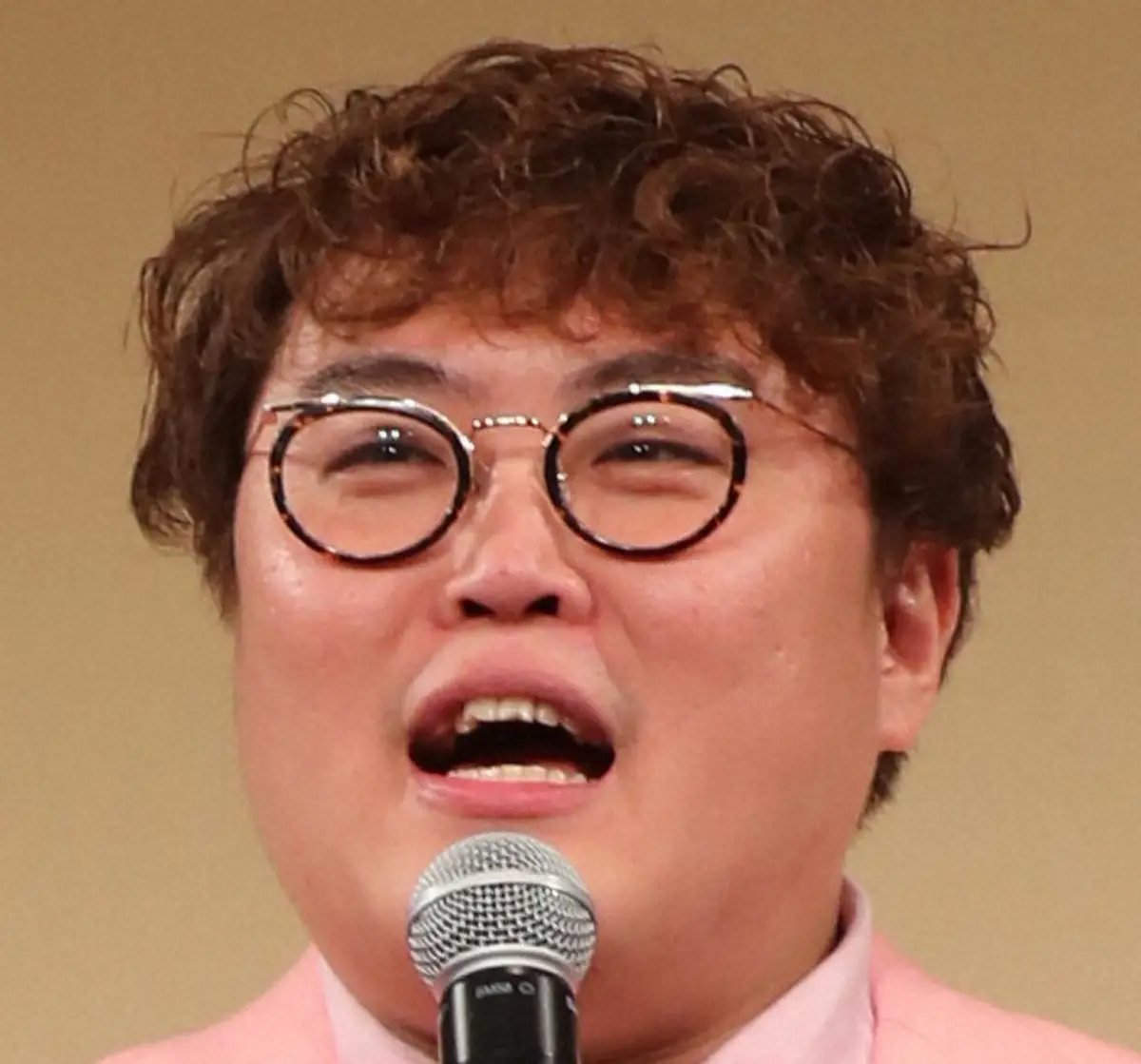 【画像・写真】マユリカ中谷　病院の女医から誘われた「オフ会」　毎月1回「睡眠外来」通って提案されたのが…