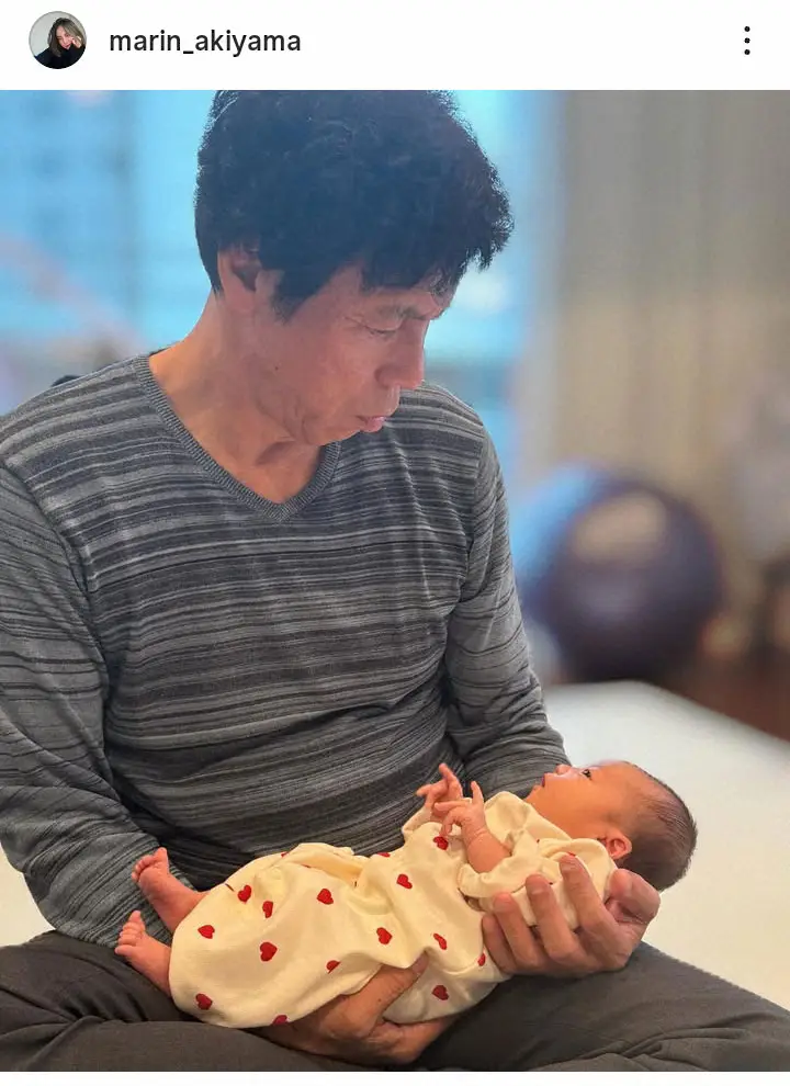 【画像・写真】秋山真凜　父・秋山幸二氏と第1子女児の「念願の初対面」報告「安定感バッチリの抱っこでした。笑」