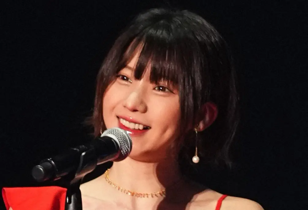 【画像・写真】えなこ　刃牙コラボ写真集で実は…スタジオ衝撃の秘密を告白「体は全部私なんですけど…」