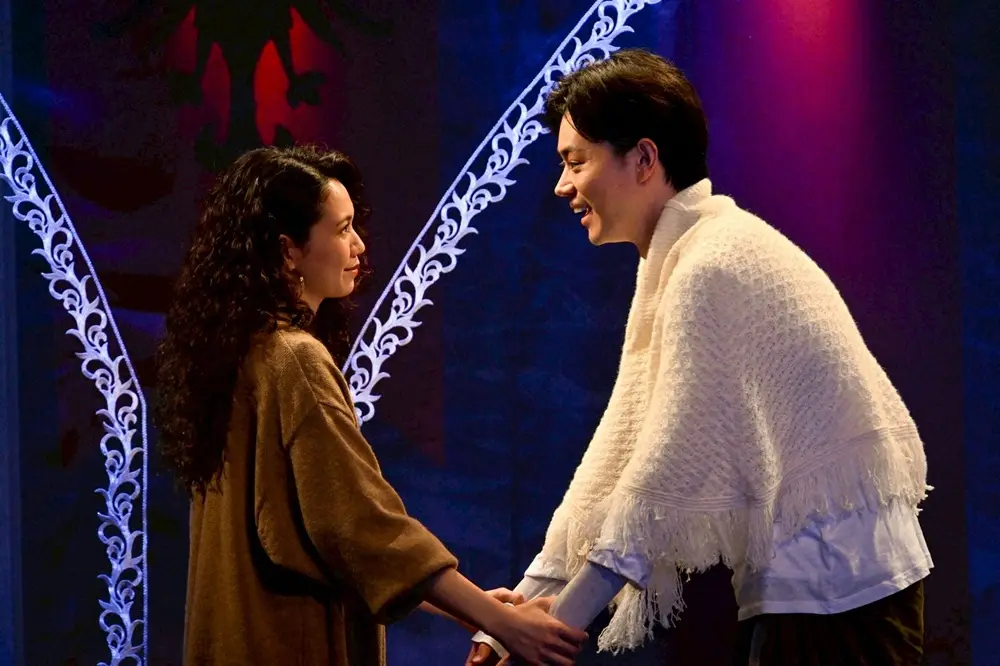 【画像・写真】【来週26日のもしがく】第9話　30分拡大＆最終章突入！久部＆リカ「ハムレット」恋人役？樹里は物思い