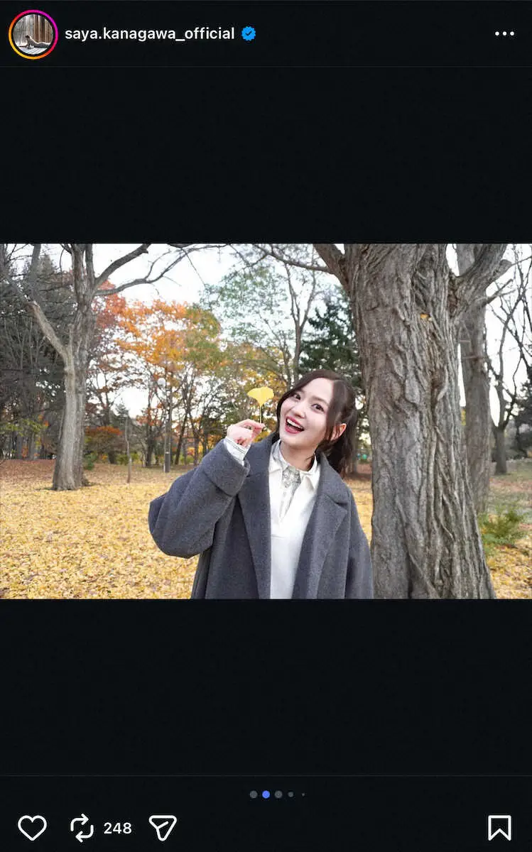 【画像・写真】乃木坂・金川紗耶“美脚”際立つミニワンピース秋コーデ！ファン大興奮「可愛すぎる」「ステキな笑顔」