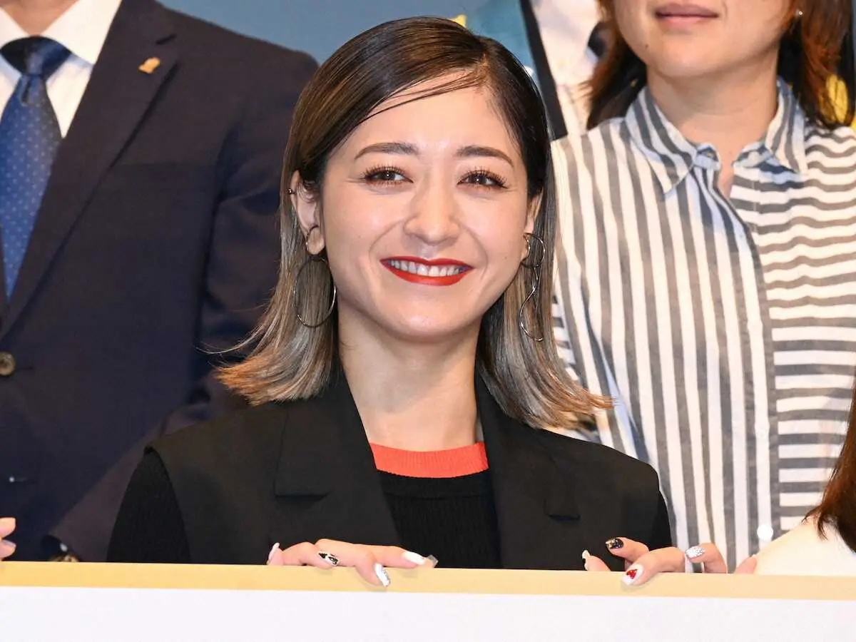 【画像・写真】みちょぱ　夫・大倉士門の実家に贈る手土産は「旦那と話し合いながら選ぶ」　「接待の手土産」発表会