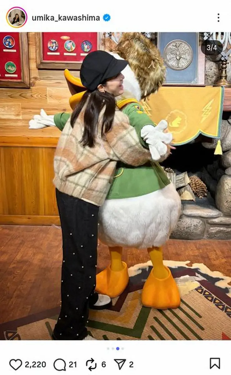 【画像・写真】川島海荷　「迷惑な人、みたいになってる」？！TDLショットが話題「最高」「持ち上げてるのかと」