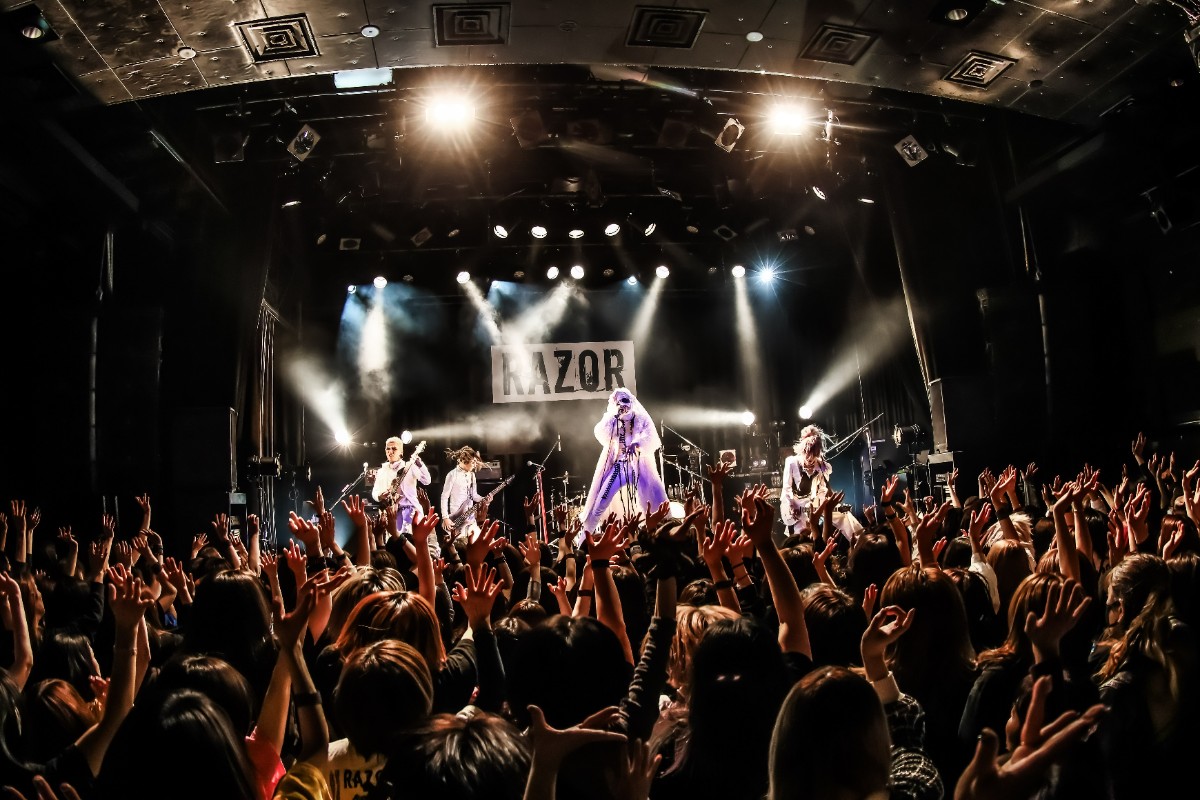 【画像・写真3枚目】RAZOR 9周年ワンマンで交わした“円陣”の誓い─Zepp新宿での10周年への道標（撮影・菅沼  剛弘 / Takehiro  Suganuma）